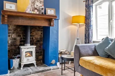 Image de Pet-friendly Stonehouse cottage, minutes to the M5