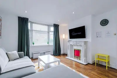 Image de Driveway | Stunning 3Bedroom In Withington