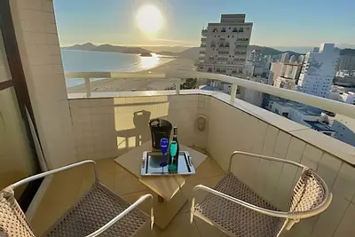 Image de Shb - Beachfront: Balcony, Pool and Sunset