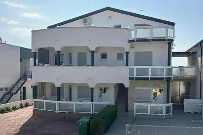 Image de Charmant appartement d'une chambre à Vir