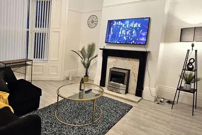 Image de Og stays Vii- Free wifi, Free Parking, Near Nissan & Stadium