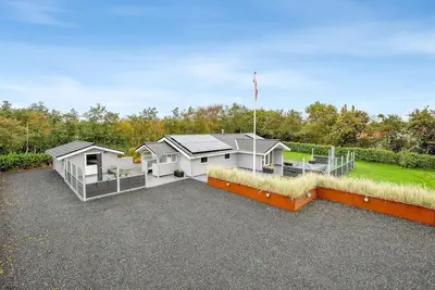 Image de Superbe maison à Hemmet avec sauna