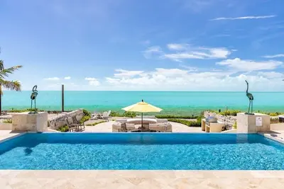 Image de Ocean Pearl Villa – Perfect 3br Family Getaway with Stunning Views!