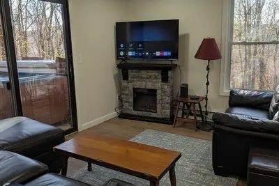 Image de Fabulous 4-bedroom chalet in tranquil Killington getaway with gorgeous Hot tub