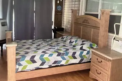 Image de 5 minutes from beach, 3 minutes from playground & swimming pool & front gate