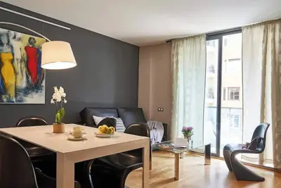 Image de Great apartment 2 bed+2 baths Eixample parking