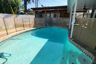 Image de FamilyFriendly Home Heated Pool OutdoorKitchen PlayRoom PetFriendly  Near Beach