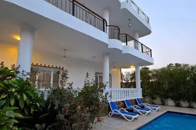 Image de Swan Apartment in Luxurious Villa Aphrodite