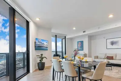 Image de Luxury 2br for Groups – Views + Amenities