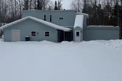 Image de Near lakes/rivers, town, snowmobile trails and access to hunting and state land.