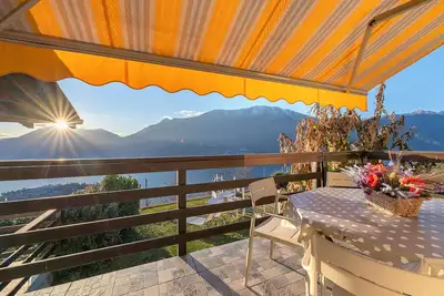 Image de Lac de Côme – Incanto : Maison Green avec Jardin, Terrasse et Vue sur le Lac