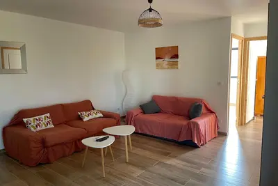 Image de Entre mer et montagne, Appartement T3 neuf toute commodité, à Ocana en Corse
