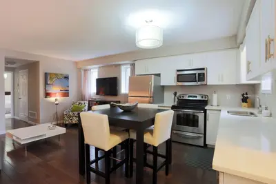 Image de Boardwalk Homes - One-Bedroom Townhouse Condo - Kitchener