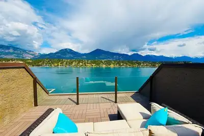 The Crest | Private Beach Access | Rooftop Patio