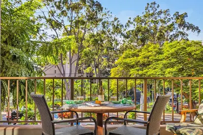 Image de New Listing! Modern, cozy 2bd getaway by the Shore