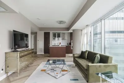 Image de Penthouse 2 bdr, 3 bed, 2 baths with parking by Scotiabank Arena