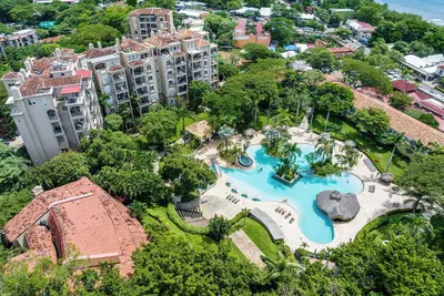 Image de Tamarindo Beach | Pool & Free Concierge