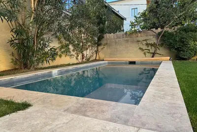 Image de Le Clos de Posquières, Maison vigneronne, Piscine