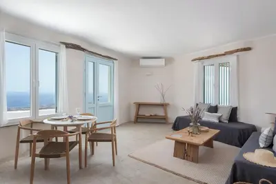 Image de Azure 3, Morfes Luxury Apartments