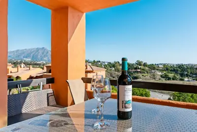 Image de Gazules Del Sol 2458 Marbella-Benahavis