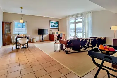 Image de Penthouse Marina (private sauna & river view)