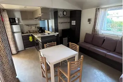 Image de Bungalow spacieux et lumineux, 3 chambres, 2 sdb, clim, dans camping 4 étoiles