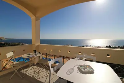 Image de Vivenda Oceanis Apt D, 2 Bedroom Apartment in Praia da Luz, Lagos