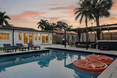Image de Heated Pool Villa  5mn to Aventura  Golf & Games
