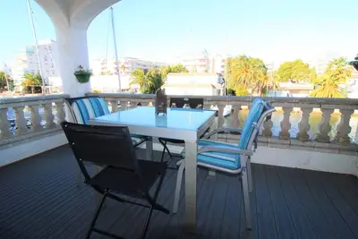 Image de Cala Fonda. Apartamento en Roses Santa Margarita