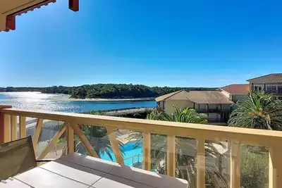 Image de T2 4 pers avec terrasse, parking et piscine à Vieux Boucau