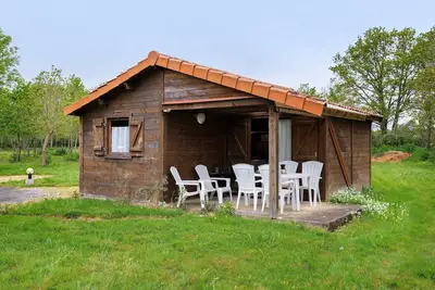 Image de Chalet « confort 11 » avec terrasse, piscine partagée