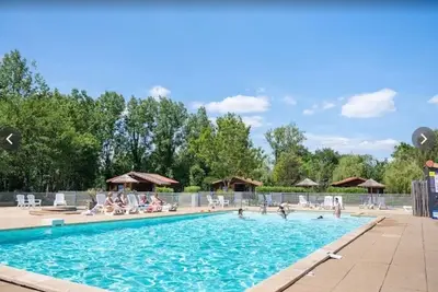 Image de Chalet «Bois 6» avec piscine partagée et terrasse privée