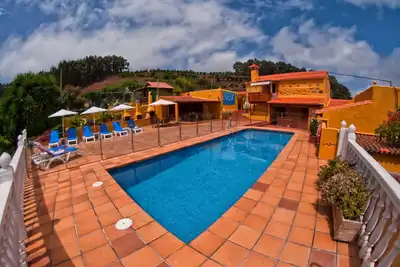 Image de Las Casas de Lola y Rafael – Villa pour groupes dans le Parc Naturel de Doramas