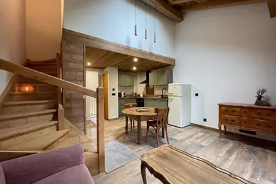 Image de Appartement « Morillon – 4 pers – Neuf et cosy » avec vue montagne, terrasse privée