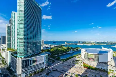 Image de Lux 2bd Apt: Stunning Water Views