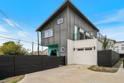 Image de Bright Luxury Oasis near Downtown Austin