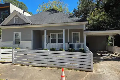 Image de Welcoming 3-bedroom house with Ac in vibrant Atlanta