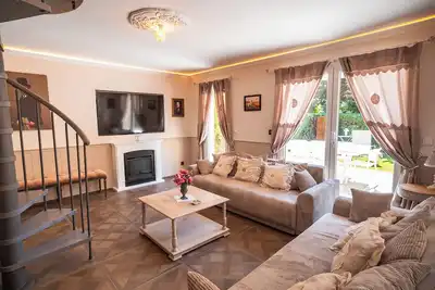 Image de Maison au calme proche plage dans espace sécurisé avec parking privé et gratuit