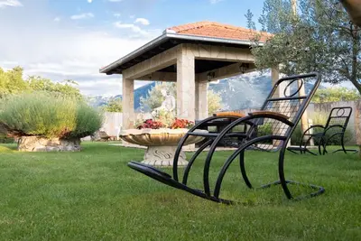 Image de Villa Popovića Dvori - Six Bedroom Villa with Pool