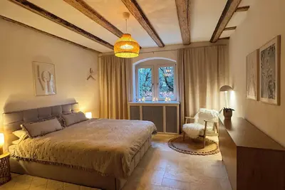 Image de Family- & dog-friendly apartment near the Elbe with direct access to the park