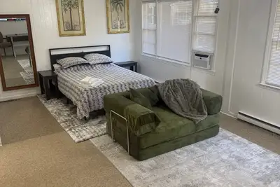 Image de Perfect oasis, near downtown Charleston, Musc hospital, and Charleston airport.