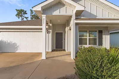 Image de 6 miles to the Beach! Putt Putt and Milkshakes\nYour Perfect Coastal Getaway!