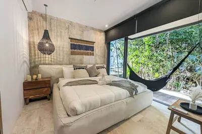 Image de 2-Br-oasis with Sauna, Jacuzzi, Infinity-Pool, Gym