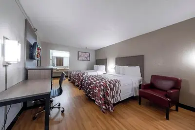 Image de Comfortable & Pet-Friendly Room Perfect for Budget Travelers in Charlottesville