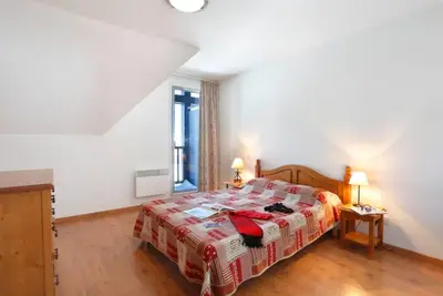 Image de Piscine, balcon, parking, télévision, casier à ski, 36m², Peyragudes