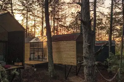 Image de Natural Cabin in the Forest - Cozy and Equipped - WiFi + Kitchen