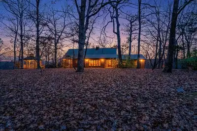 Image de First Creek Hideaway 🌲 Fire Pit 🔥 Wine Country 🍷
