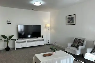 Image de 2-bedroom home  in Sacramento downtown with free easy parking