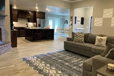 Image de Gorgeous 4-bedroom house in serene Amarillo neighborhood