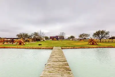 Image de Blessing Farmhouse w/ Farm Views & Outdoor Living